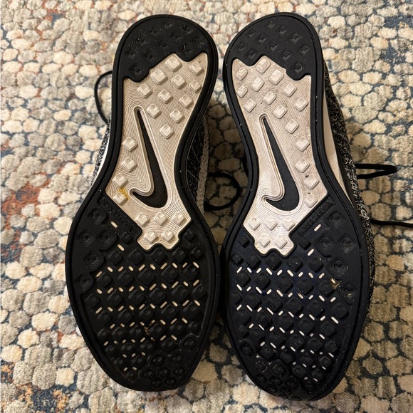 EXCELLENT CONDITION Nike Flyknit Racer Oreo Men’s Size 11 - Picture 8 of 8